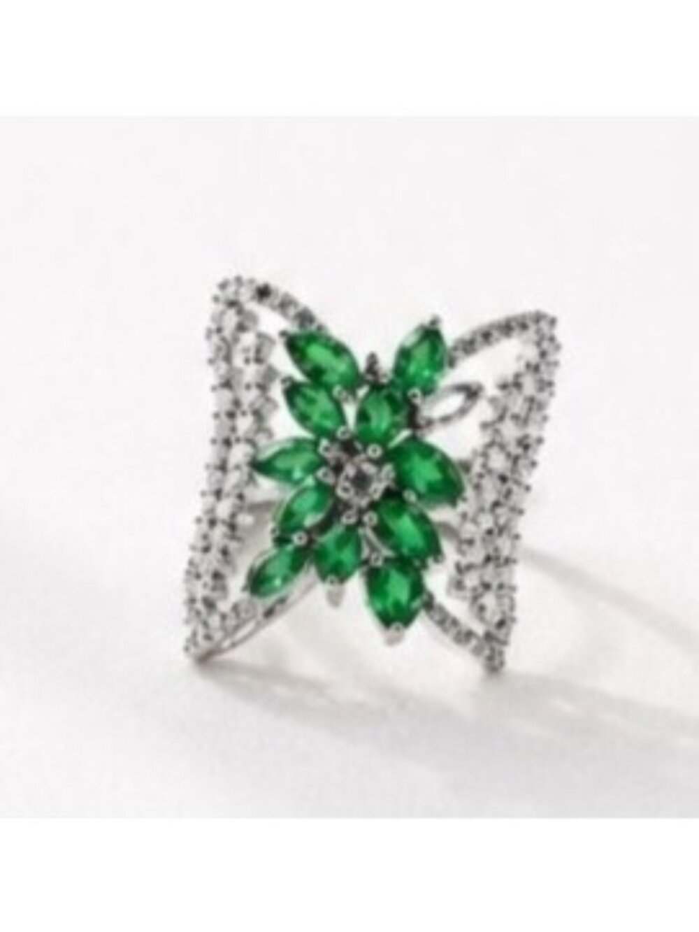 Butterfly-Inspired Silver-tone Ring With Green & Clear Gemstones Vintage Stateme
